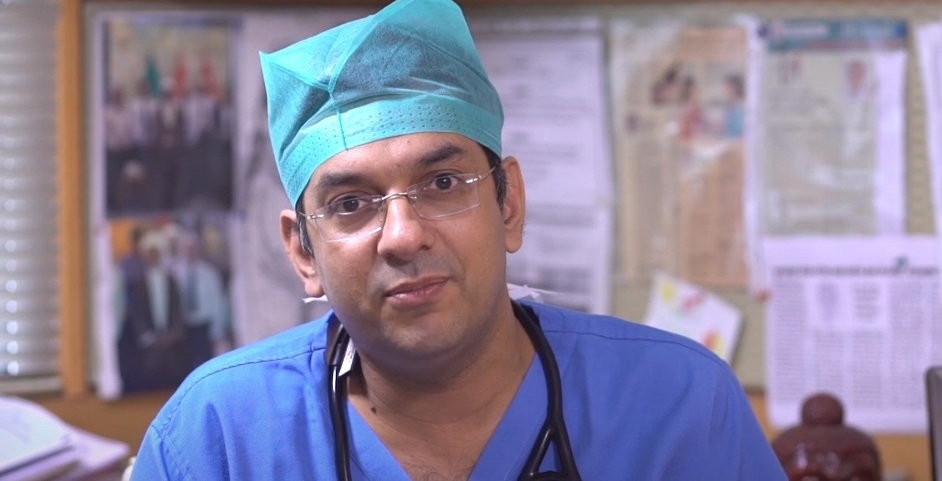 Др Нирадж Авасти ведущий детский кардиолог в Индии